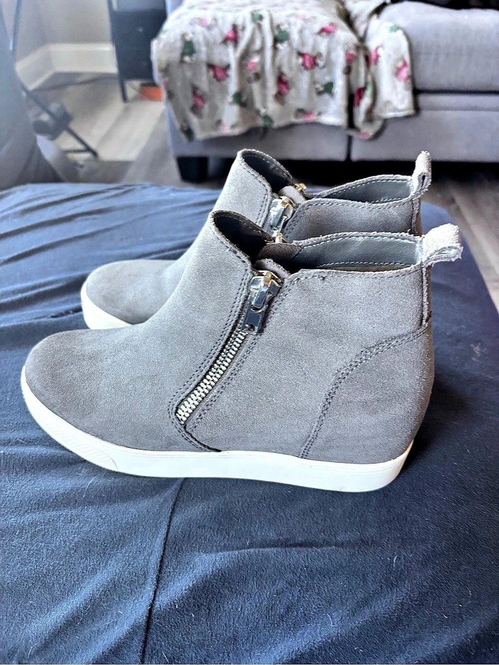Steve Madden Gray Zip Sneakers
